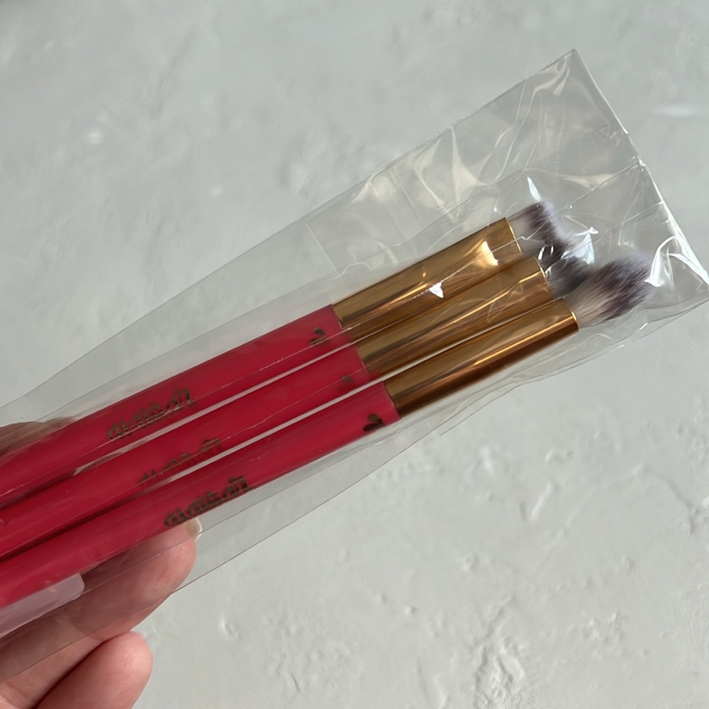 NEW- Alamar Cosmetics Alamar Essentials Eye Trio - Picture 3 of 5